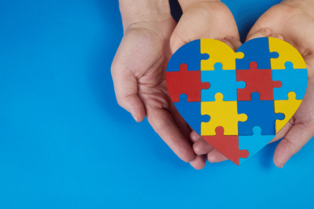 Entenda por que o diagnóstico precoce do autismo infantil é fundamental para o desenvolvimento da criança, com explicações de Alexandre Costa Pedrosa.