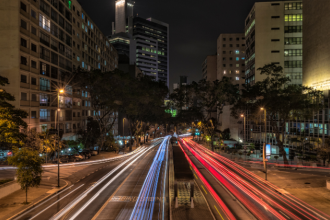 São Paulo se consolida como polo de inteligência artificial com crescimento recorde de startups